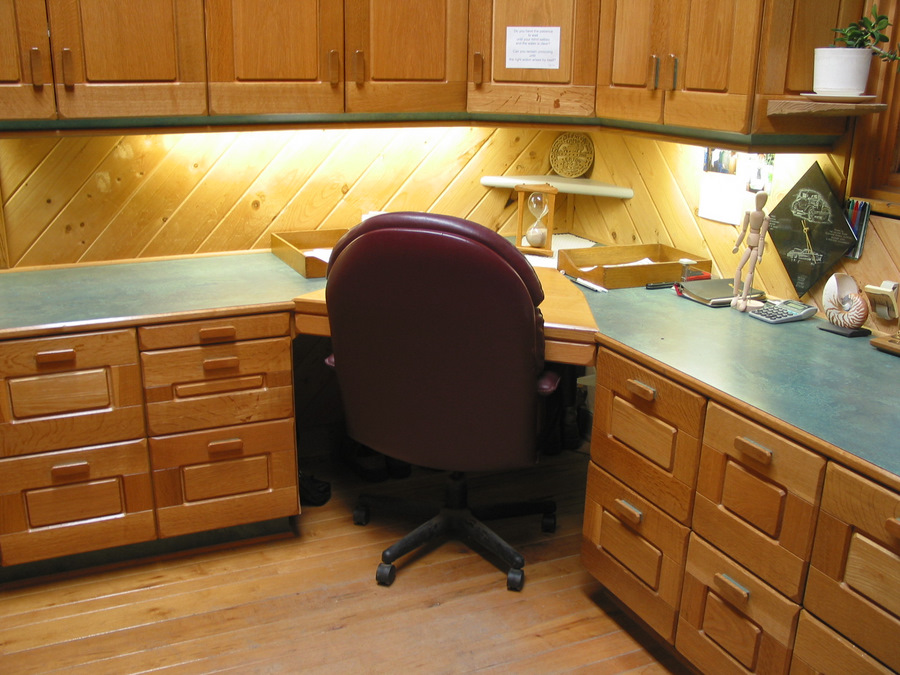 plainsawn& quartered white oak office